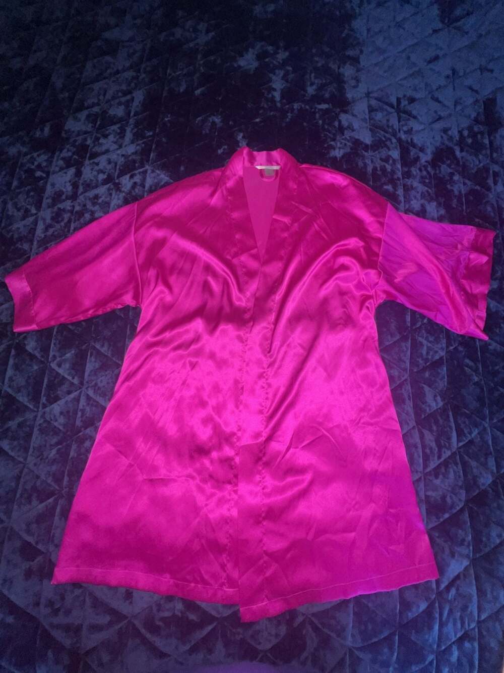 Victoria's Secret Hot Pink Satin Kimono Robe